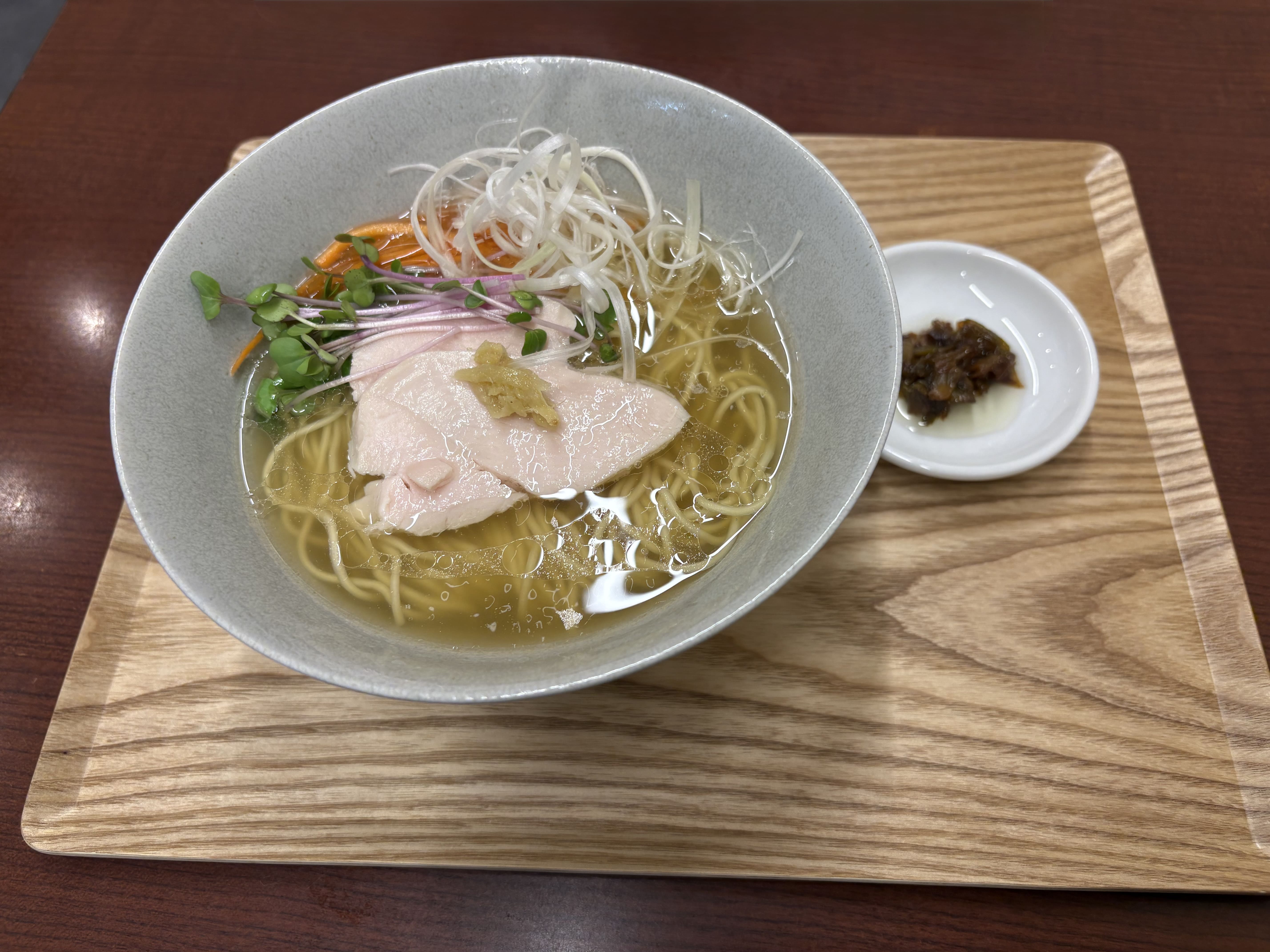 焦ネギと塩ラーメン